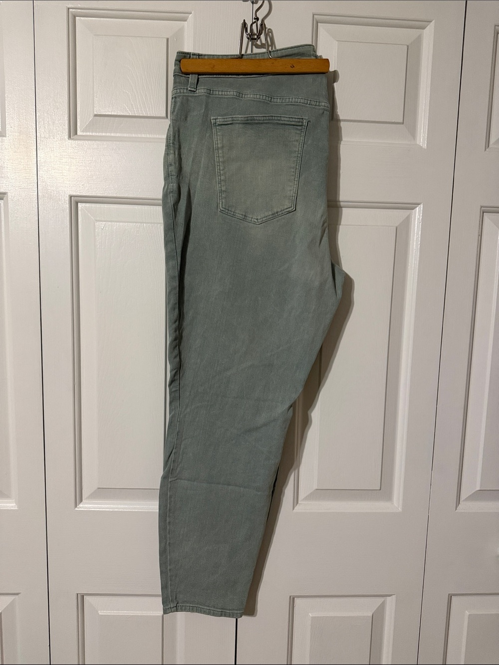 Universal Thread Sage Green Jeans